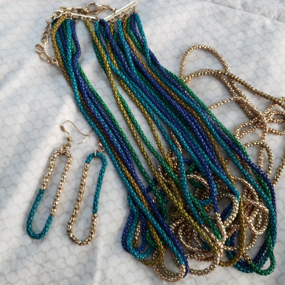 Necklace & earrings